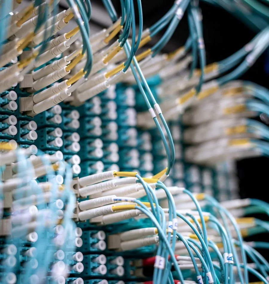 Infraestructura de red, panel de conexiones de fibra óptica